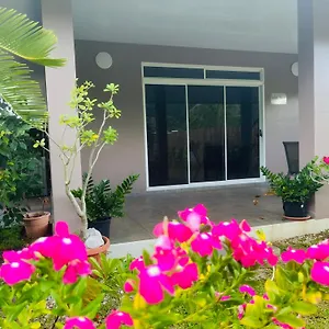  Maison d'hôtes Lokai House
